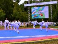 Vystoupení v rámci exibice na Olympijském parku Pardubice 2016.